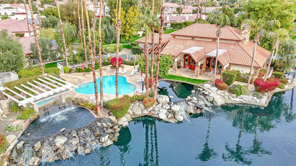 204 Lakecrest Lane, Palm Desert, California 92260 home-pic-55