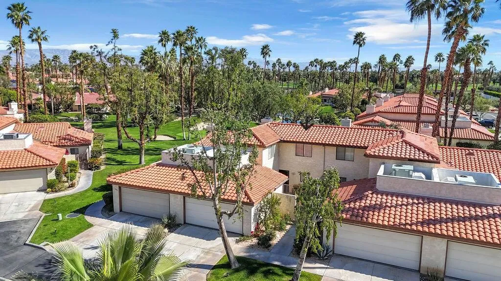 204 Lakecrest Lane, Palm Desert, California 92260 home-pic-43