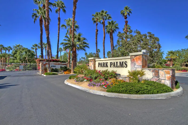 204 Lakecrest Lane, Palm Desert, California 92260 home-pic-45
