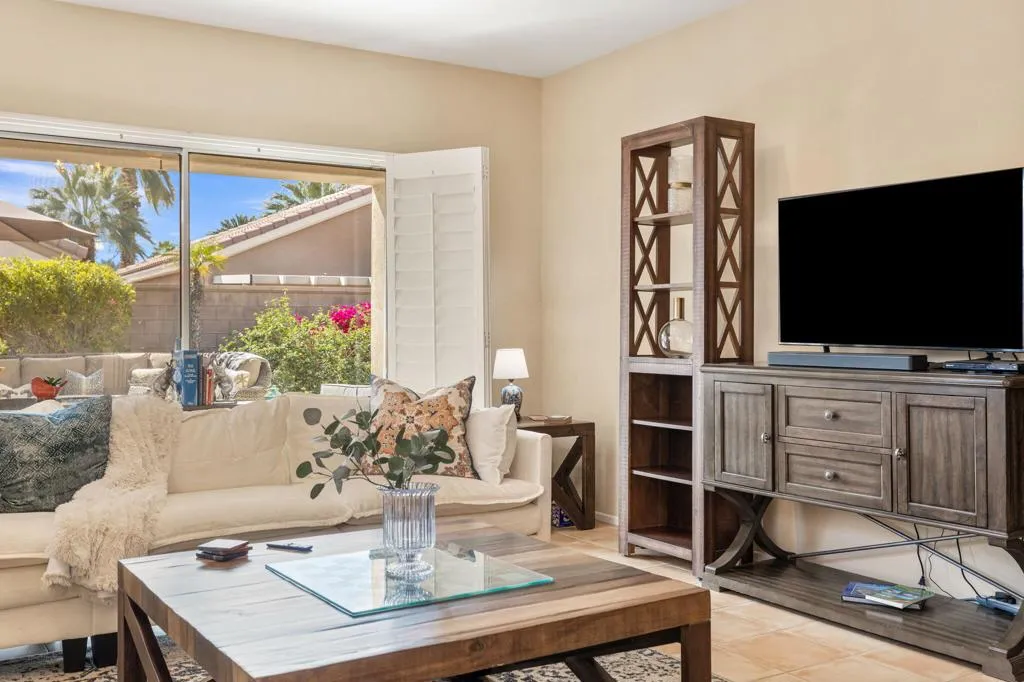 78531 Glastonbury Way, Palm Desert, California 92211 home-pic-23