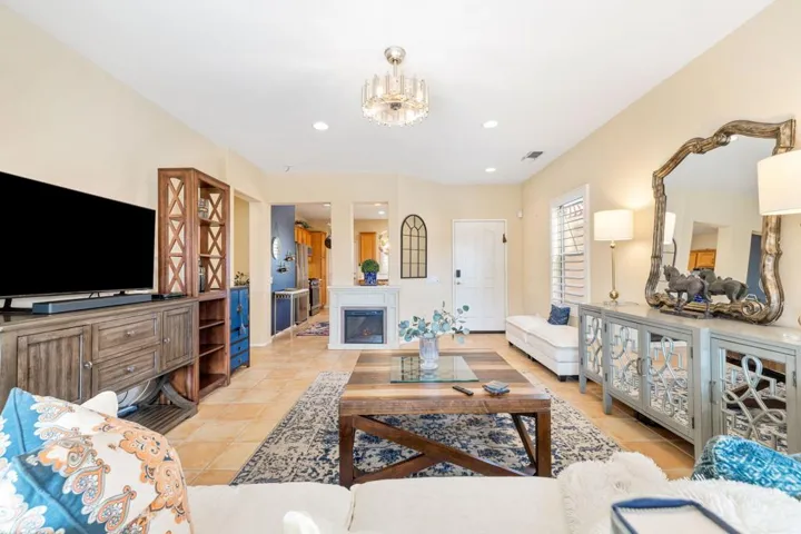 23-web-or-mls-2H8A8111