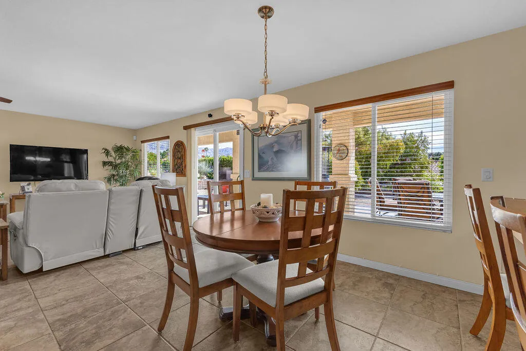 64543 Pinehurst Circle, Desert Hot Springs, California 92240 home-pic-19