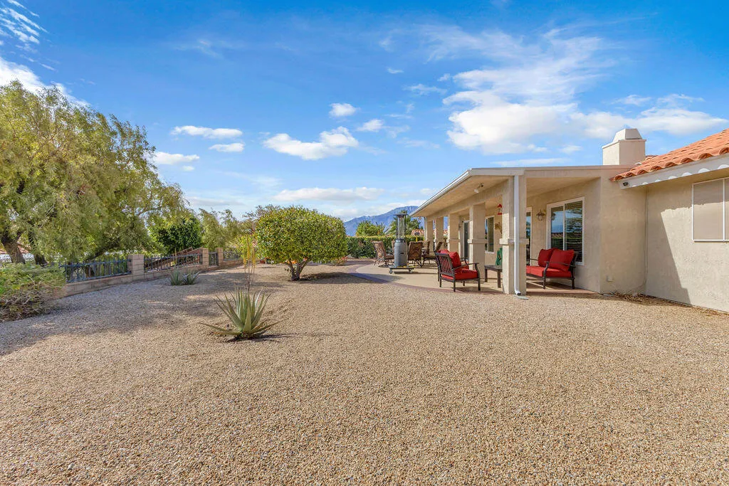 64543 Pinehurst Circle, Desert Hot Springs, California 92240 home-pic-42