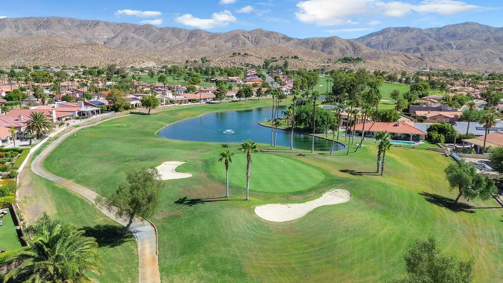 64543 Pinehurst Circle, Desert Hot Springs, California 92240 home-pic-43