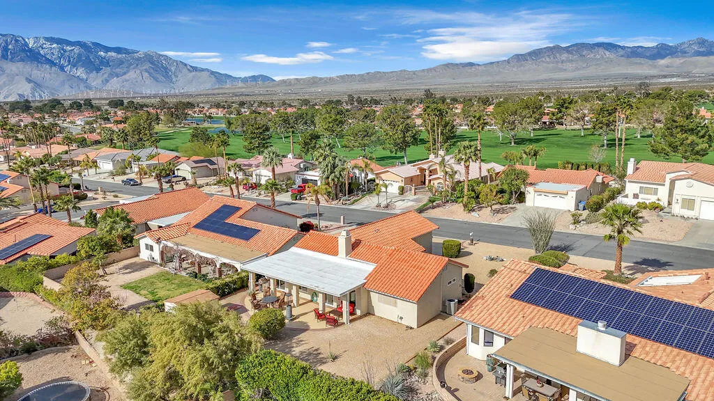 64543 Pinehurst Circle, Desert Hot Springs, California 92240 home-pic-41
