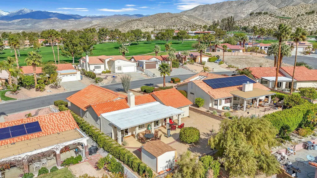 64543 Pinehurst Circle, Desert Hot Springs, California 92240 home-pic-39