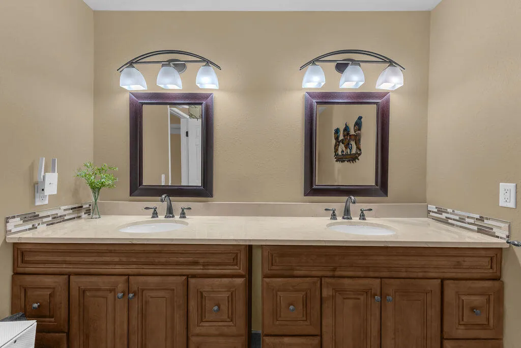 64543 Pinehurst Circle, Desert Hot Springs, California 92240 home-pic-31
