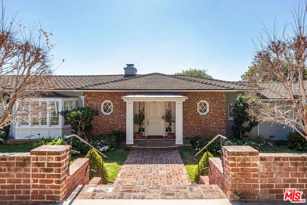551 Perugia Way, Los Angeles, California 90077 home-pic-6
