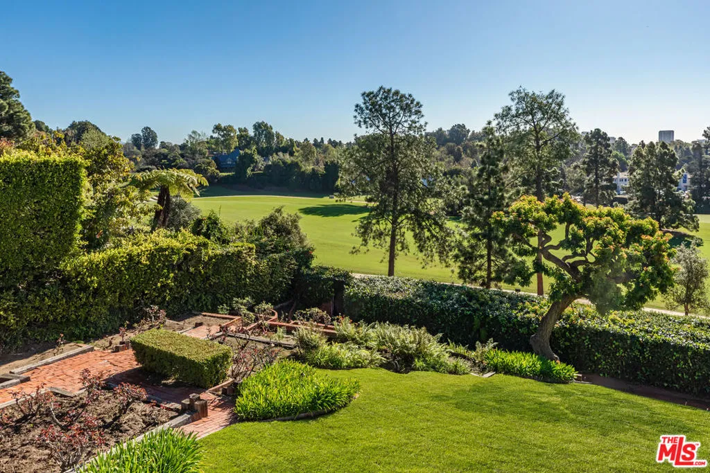 551 Perugia Way, Los Angeles, California 90077 home-pic-14