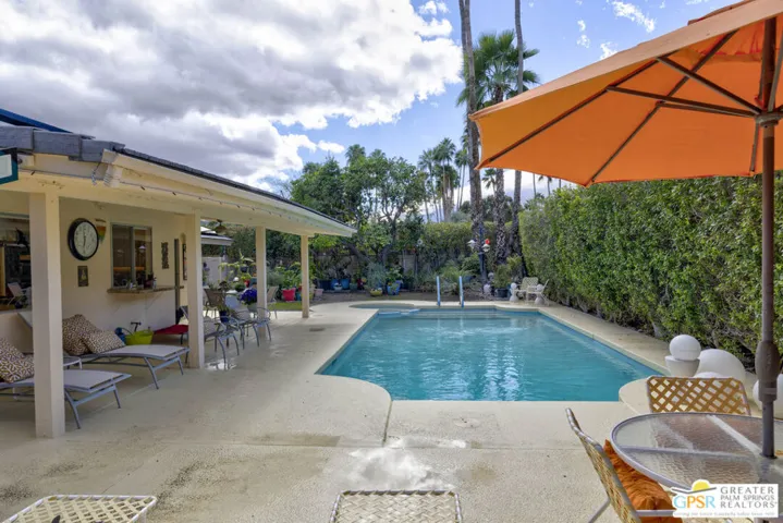 2607 S Calle Palo Fierro, Palm Springs, California 92264