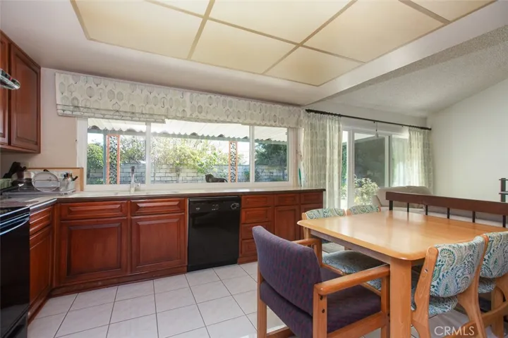 1316 Holly Leaf Way, Diamond Bar, California 91765