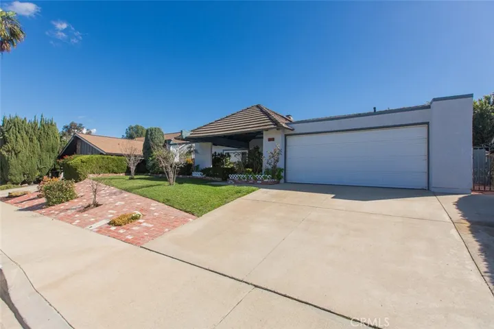 1316 Holly Leaf Way, Diamond Bar, California 91765