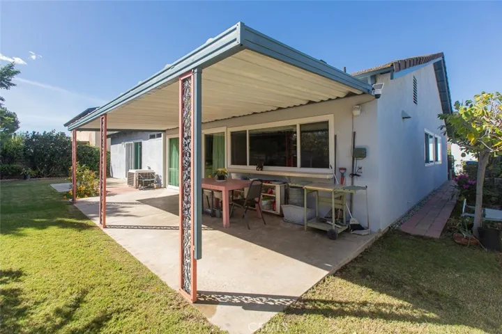 1316 Holly Leaf Way, Diamond Bar, California 91765