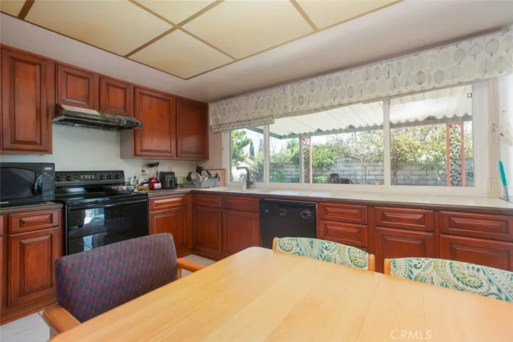 1316 Holly Leaf Way, Diamond Bar, California 91765