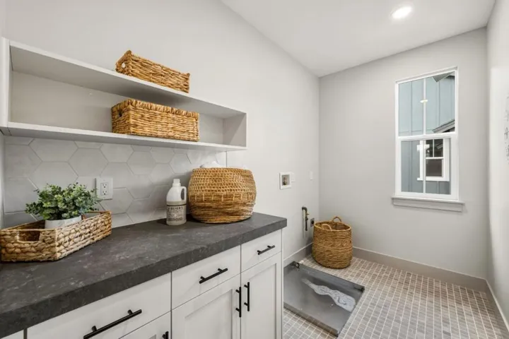 4913 Vivi Place, San Jose, California 95124