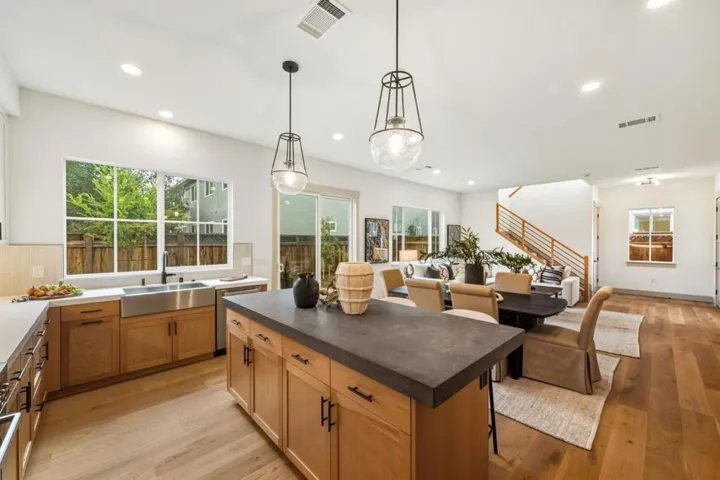 4913 Vivi Place, San Jose, California 95124