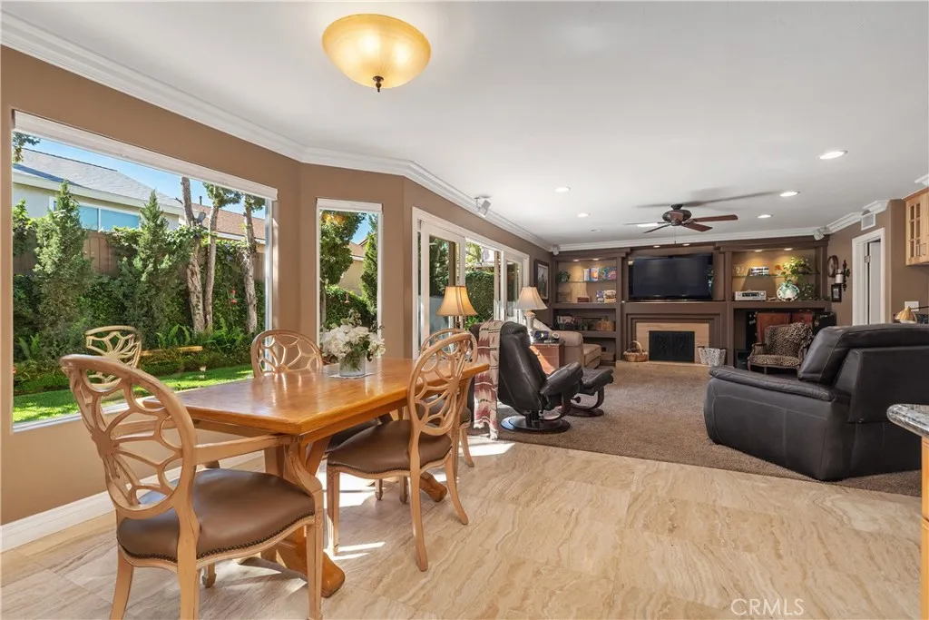 1426 Franzen, Santa Ana, California 92705 home-pic-18