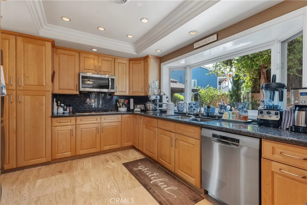 1426 Franzen, Santa Ana, California 92705 home-pic-22