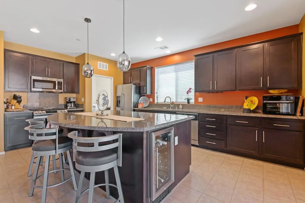 65467 Via Del Sol, Desert Hot Springs, California 92240 home-pic-9