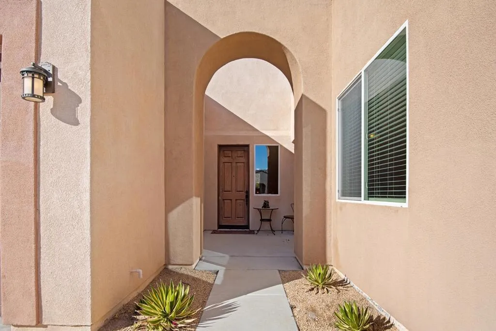 65467 Via Del Sol, Desert Hot Springs, California 92240 home-pic-3