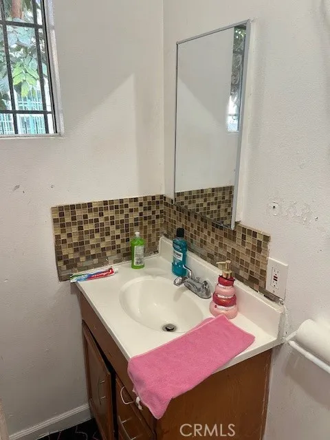 436 W 111th Street, Los Angeles, California 90061 home-pic-20