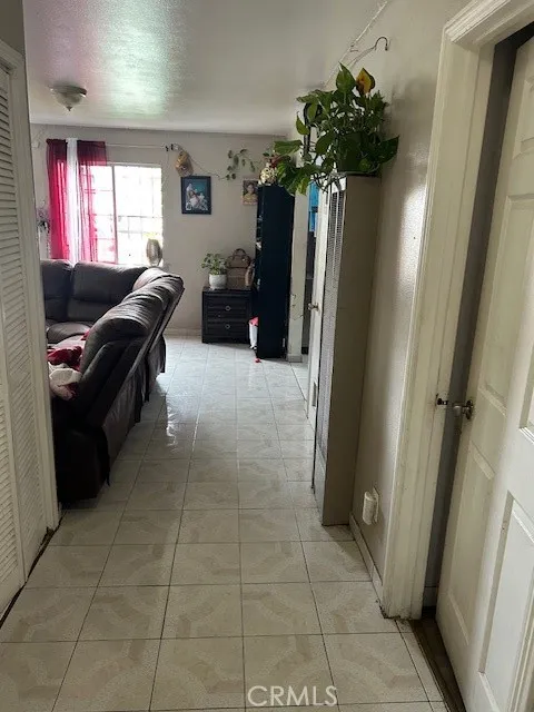 436 W 111th Street, Los Angeles, California 90061 home-pic-5