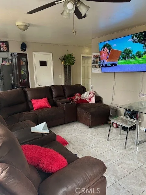 436 W 111th Street, Los Angeles, California 90061 home-pic-7