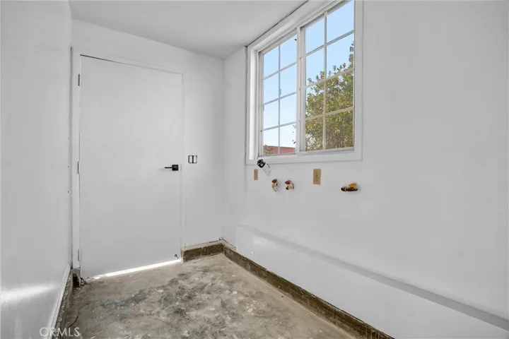 Private Laundry Room