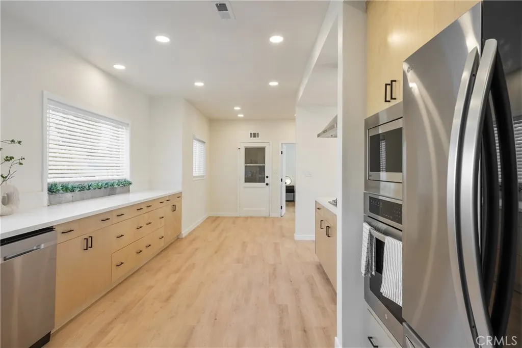 2034 E Merced, West Covina, California 91791 home-pic-20