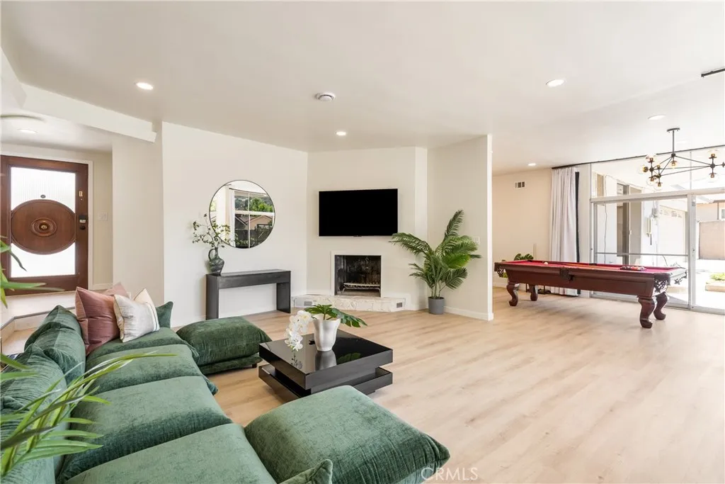 2034 E Merced, West Covina, California 91791 home-pic-22