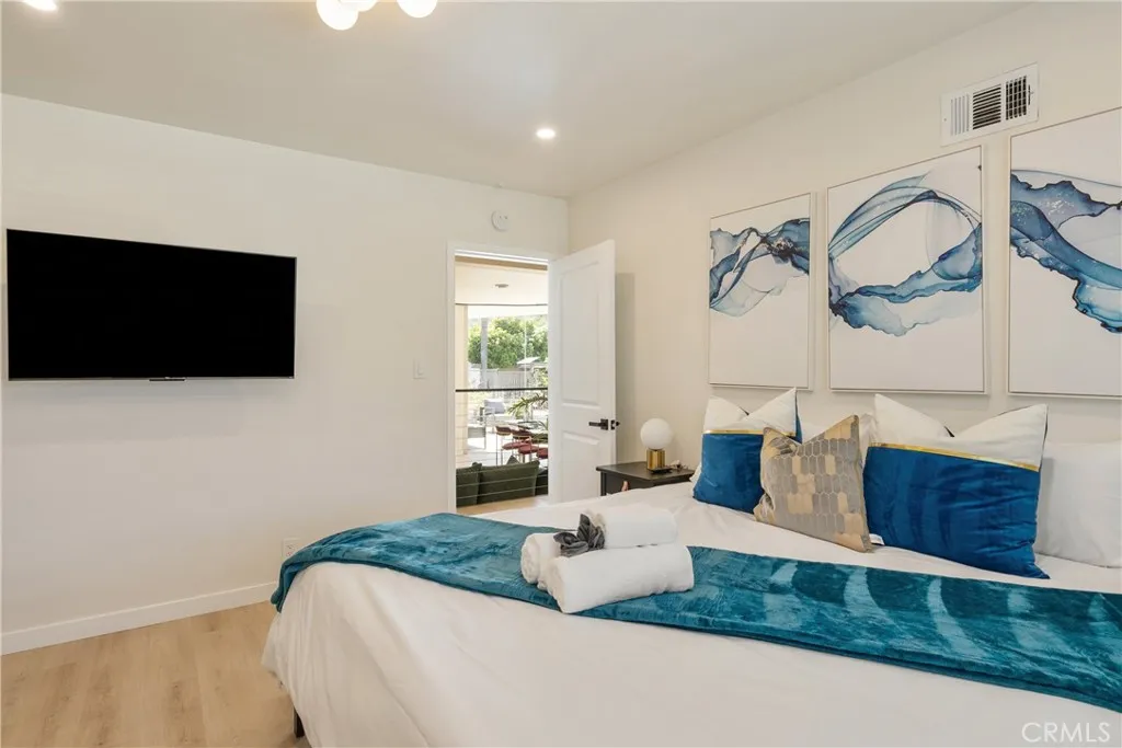 2034 E Merced, West Covina, California 91791 home-pic-31