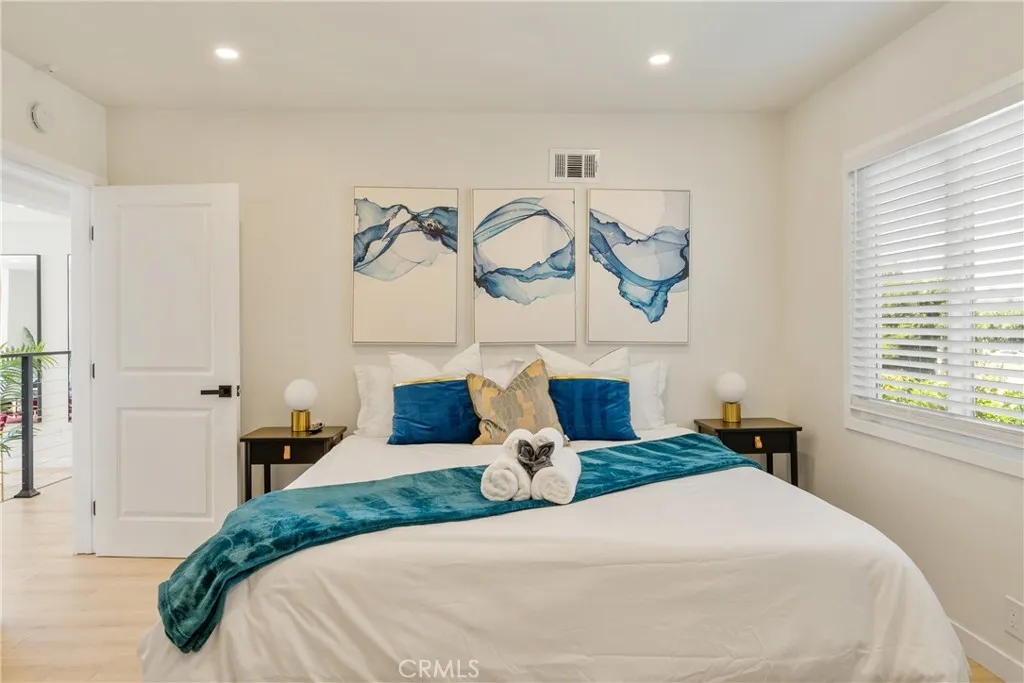2034 E Merced, West Covina, California 91791 home-pic-30