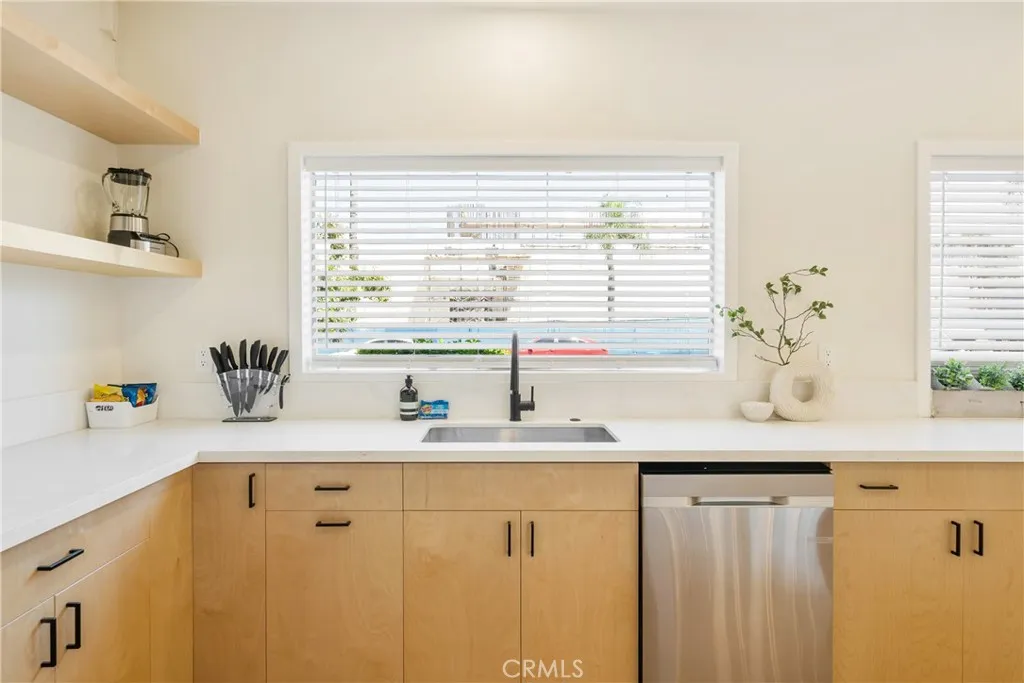 2034 E Merced, West Covina, California 91791 home-pic-3