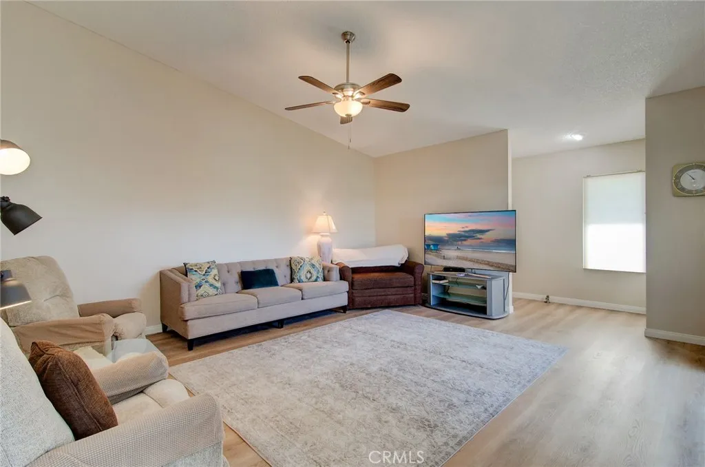 8777 Tulare 412a, Huntington Beach, California 92646 home-pic-7