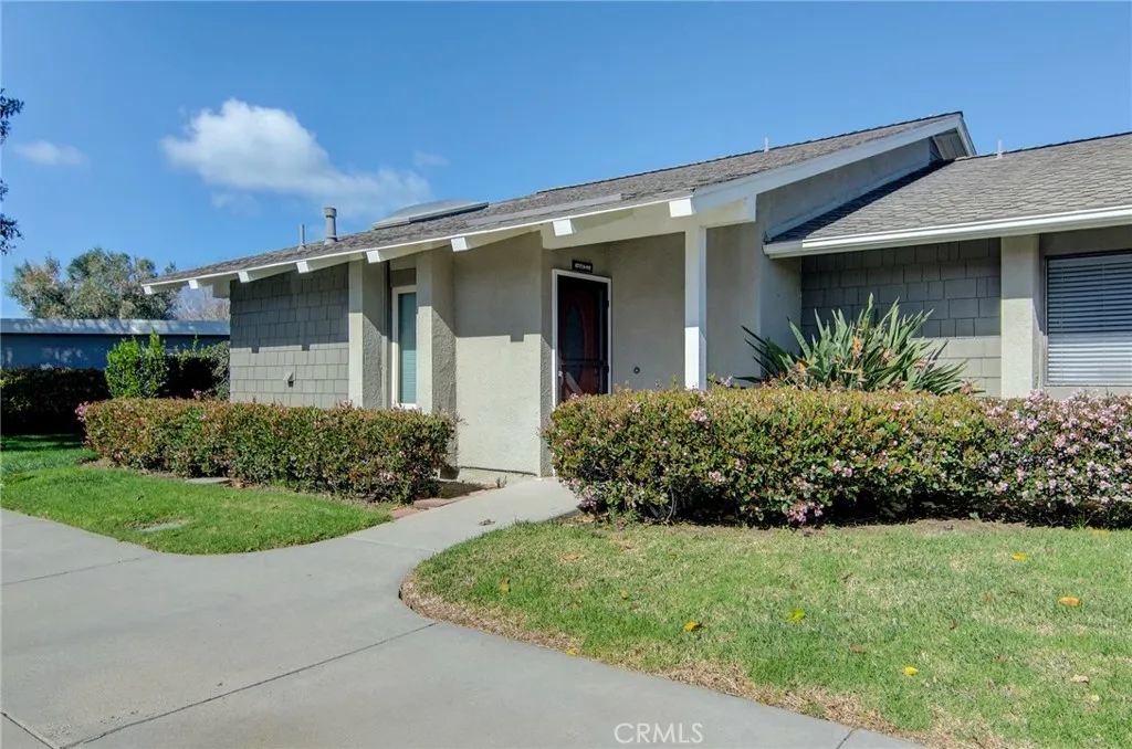 8777 Tulare 412a, Huntington Beach, California 92646 home-pic-1