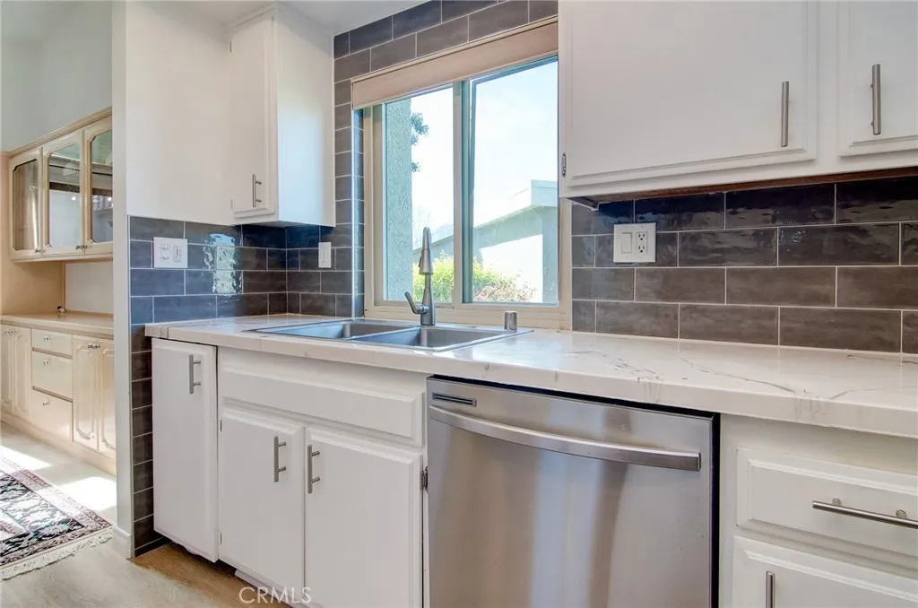8777 Tulare 412a, Huntington Beach, California 92646 home-pic-13