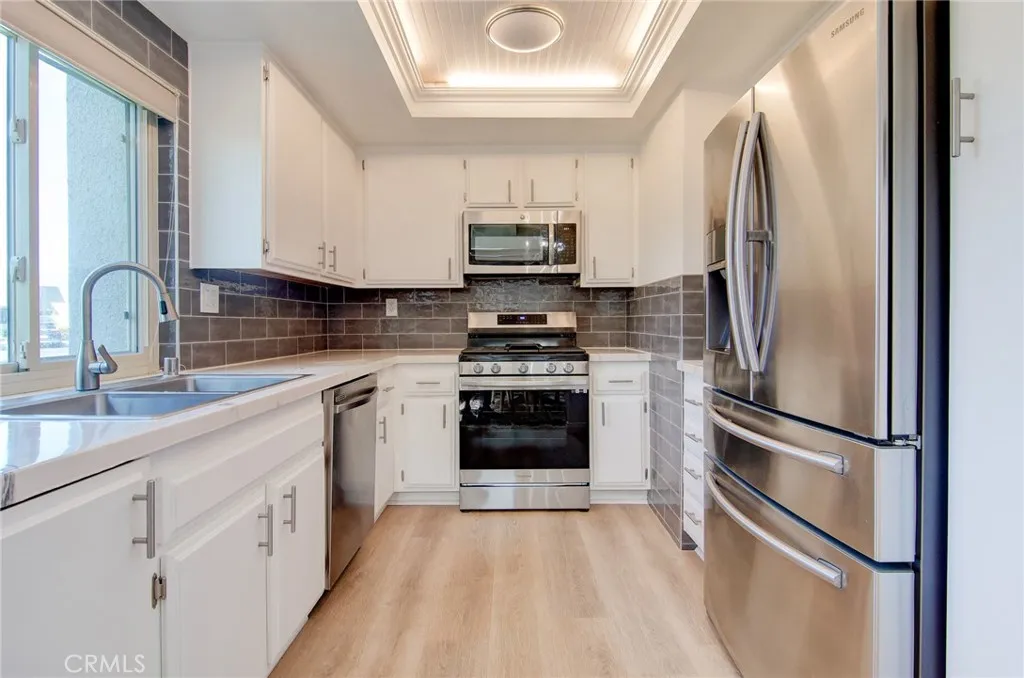 8777 Tulare 412a, Huntington Beach, California 92646 home-pic-10