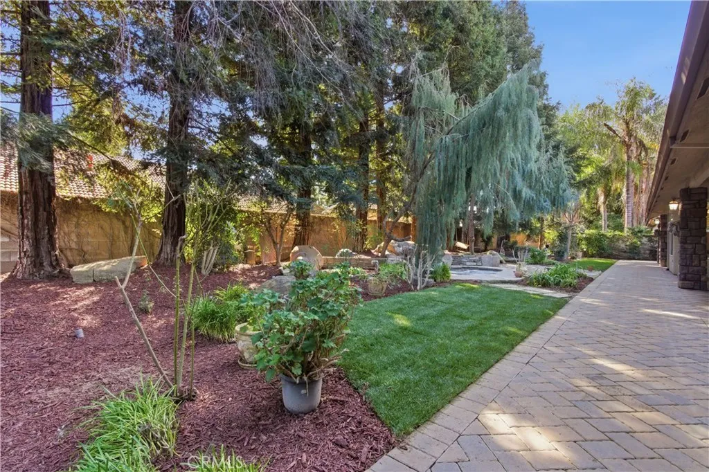 2144 King Arthur Court, Merced, California 95340 home-pic-57