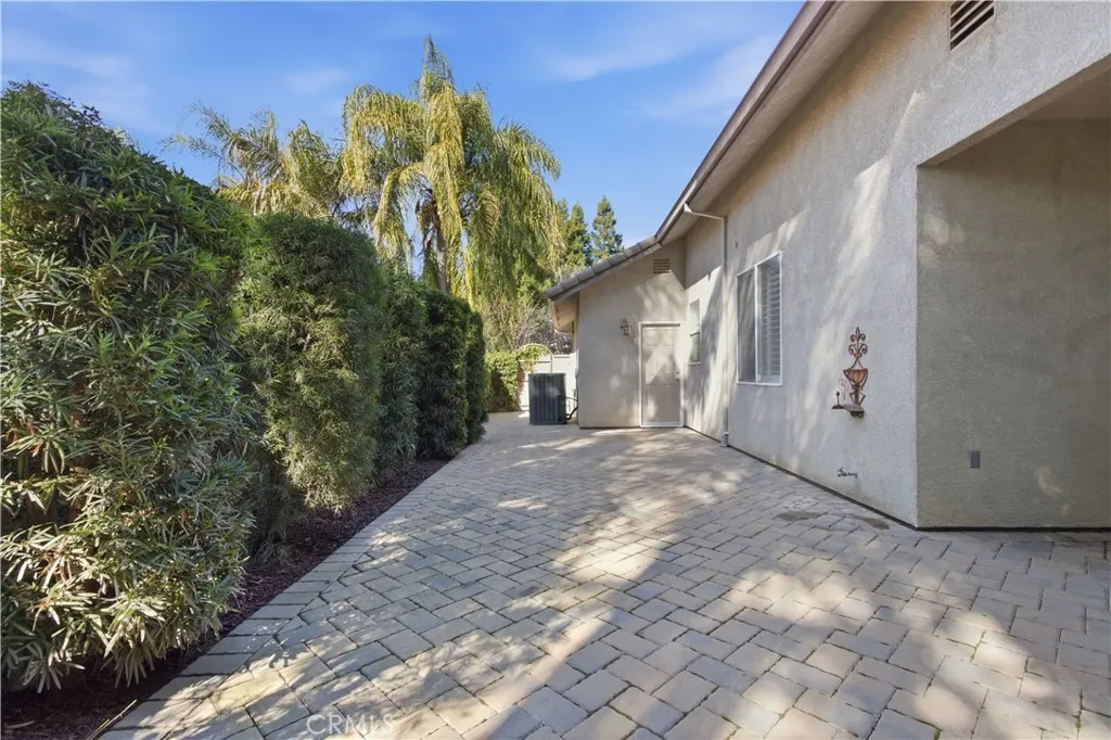 2144 King Arthur Court, Merced, California 95340 home-pic-52
