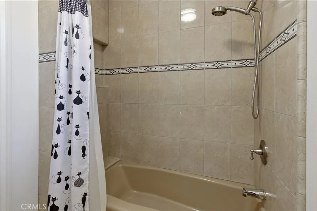 2144 King Arthur Court, Merced, California 95340 home-pic-30