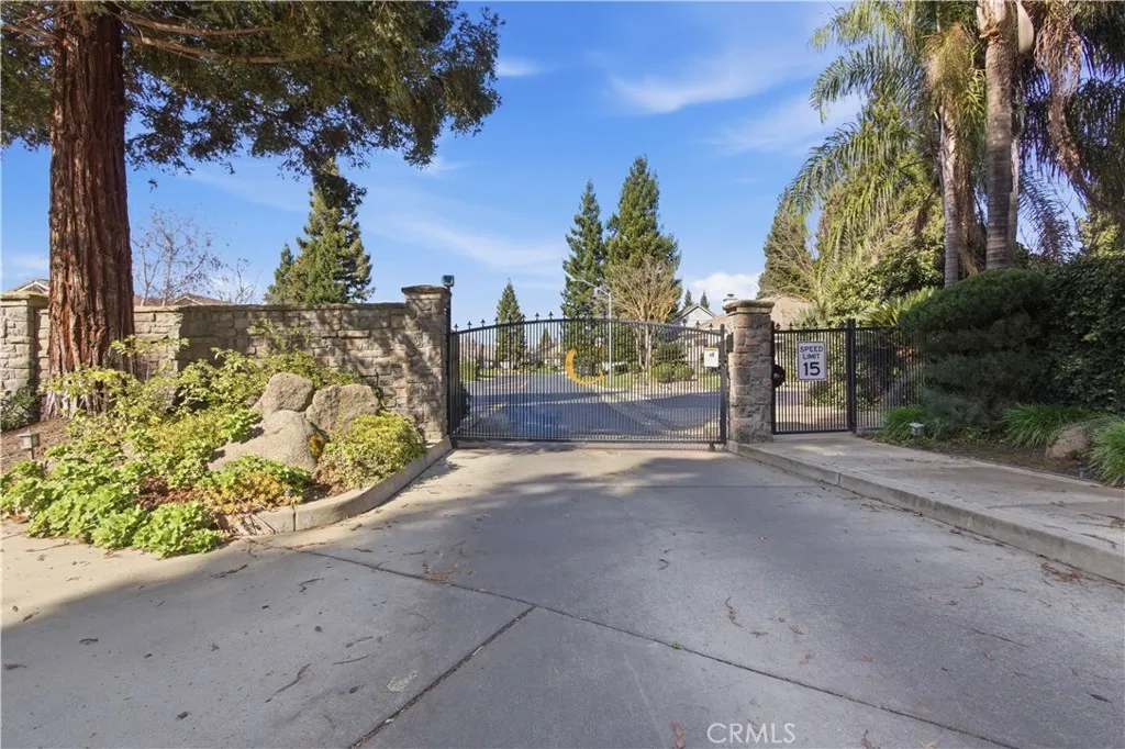 2144 King Arthur Court, Merced, California 95340 home-pic-62