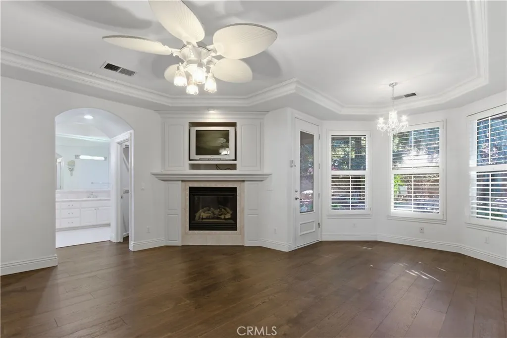 2144 King Arthur Court, Merced, California 95340 home-pic-35