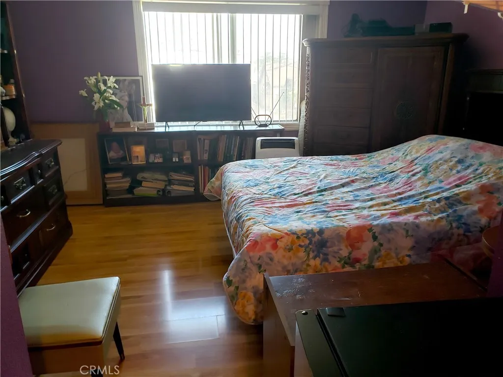 1500 W 107th, Los Angeles, California 90047 home-pic-8