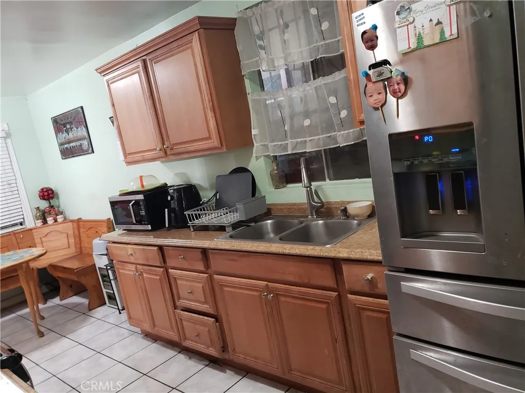 1500 W 107th, Los Angeles, California 90047 home-pic-4