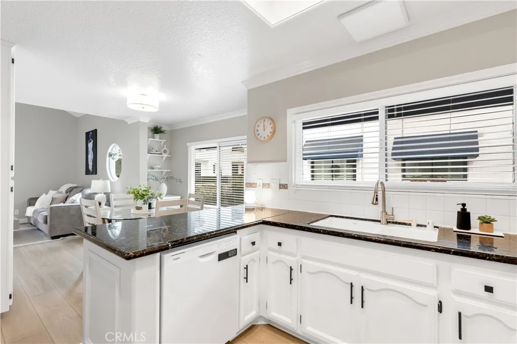 7442 Coho, Huntington Beach, California 92648 home-pic-9