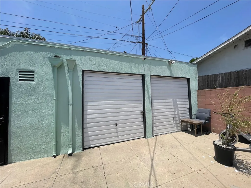657 S Mathews, Los Angeles, California 90023 home-pic-2