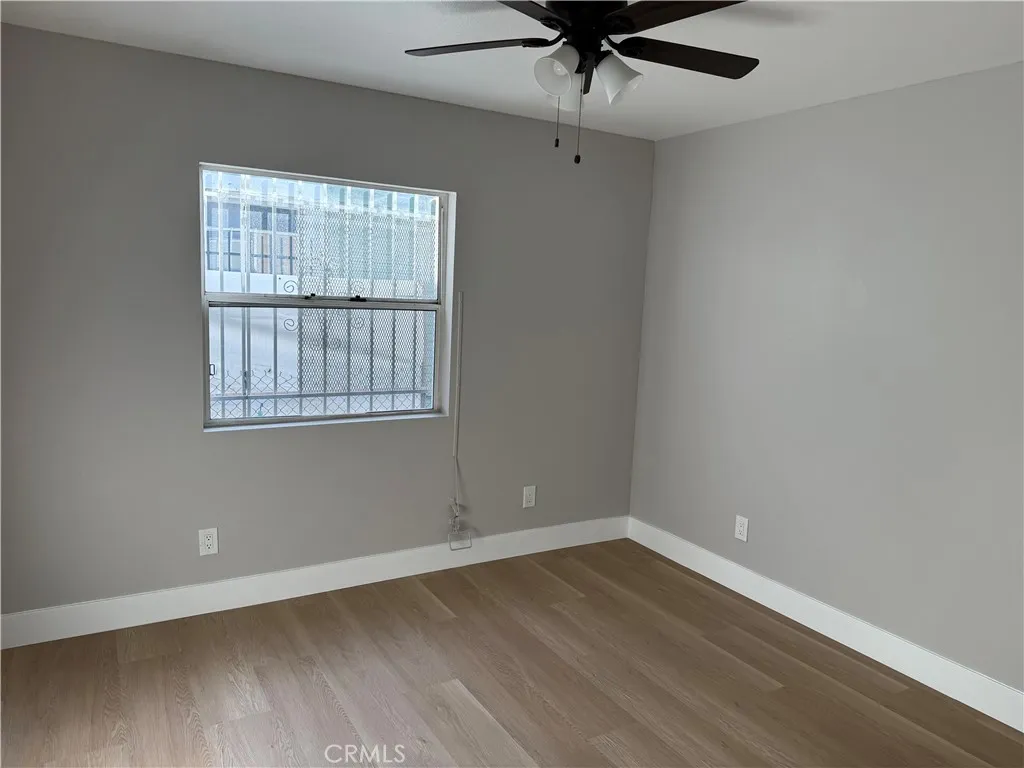 138 E 60th Street, Los Angeles, California 90003 home-pic-13