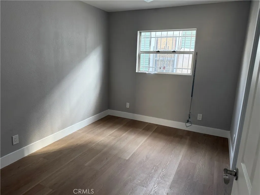 138 E 60th Street, Los Angeles, California 90003 home-pic-14