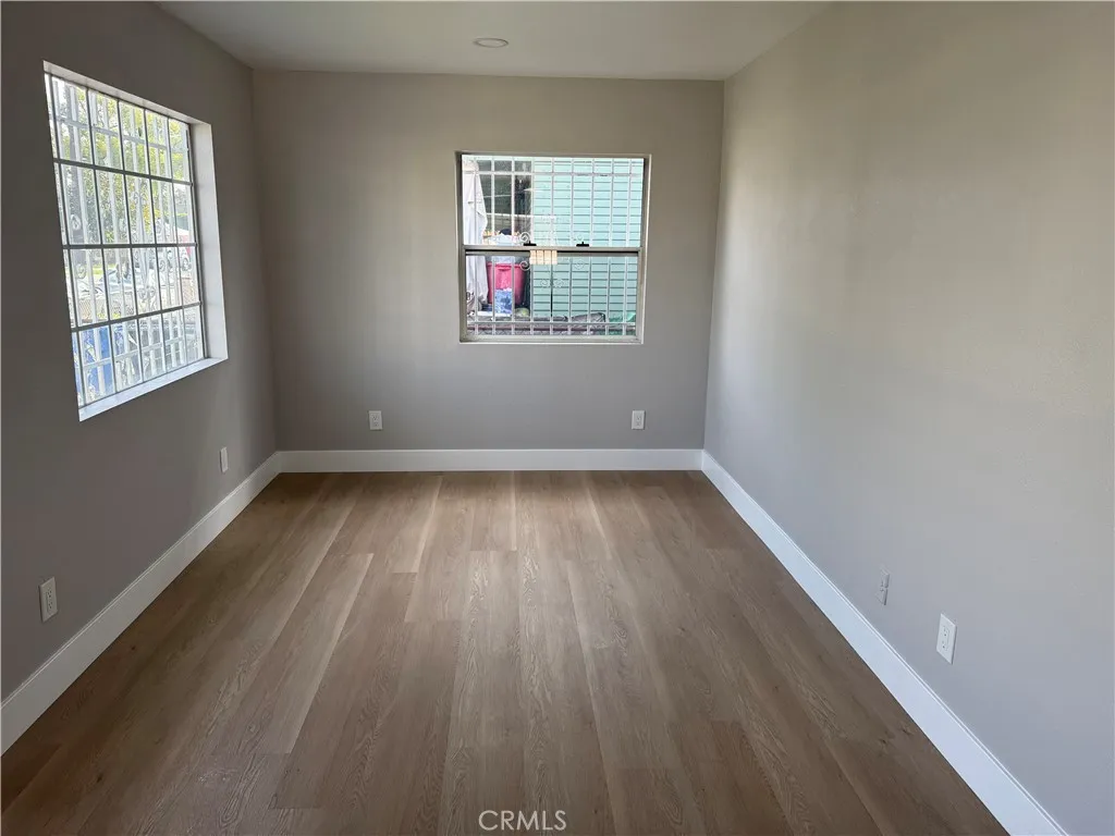 138 E 60th Street, Los Angeles, California 90003 home-pic-8
