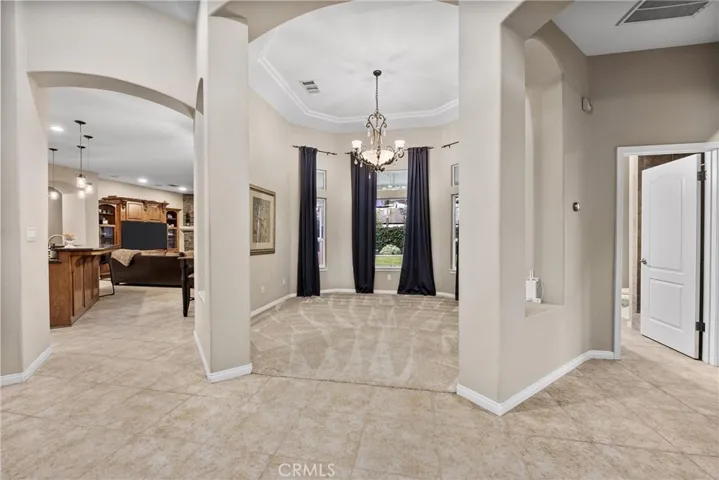 205 Somerford Court, Bakersfield, California 93312